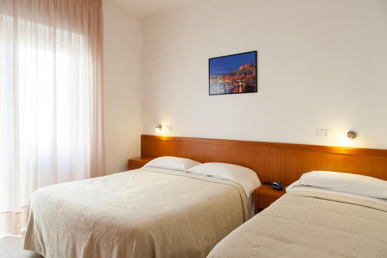 Hotel Viola Gaeta Exterior foto