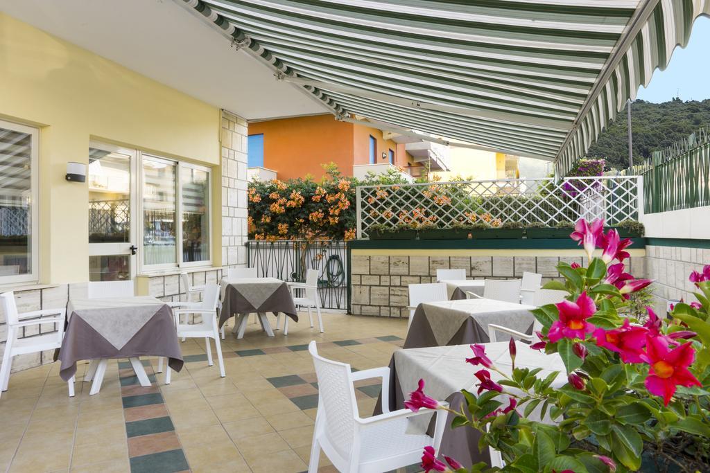 Hotel Viola Gaeta Exterior foto